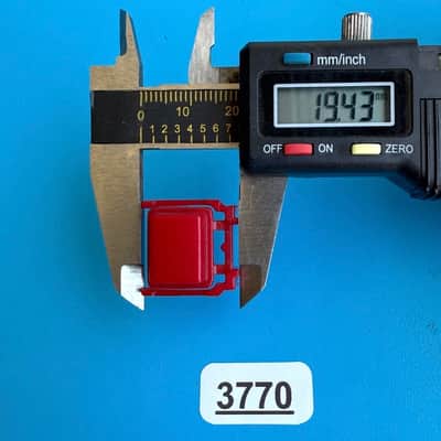 AKAI MPK 25 MIDI Controller Keyboard Part: Record Button Cover Cap RED image 9