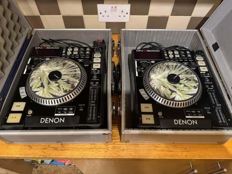 Denon DN-S5000 CD Decks (Pair) - Cases - Glowtronics Glow-In-The-Dark Slipmats - Fully Working image 1