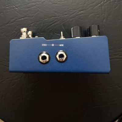 Walrus Audio Mako M1 High-Fidelity Modulation Machine 2022 - 2024 - Blue image 5