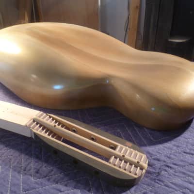 Andre Instruments No.105 -Sun, Moon, and Vibrations- 2018- natural gold/silver, by Thierry André image 6
