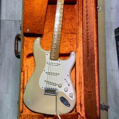 USED 2009 Fender Custom Shop Stratocaster 1956 Relic - Dessert Sand image 8