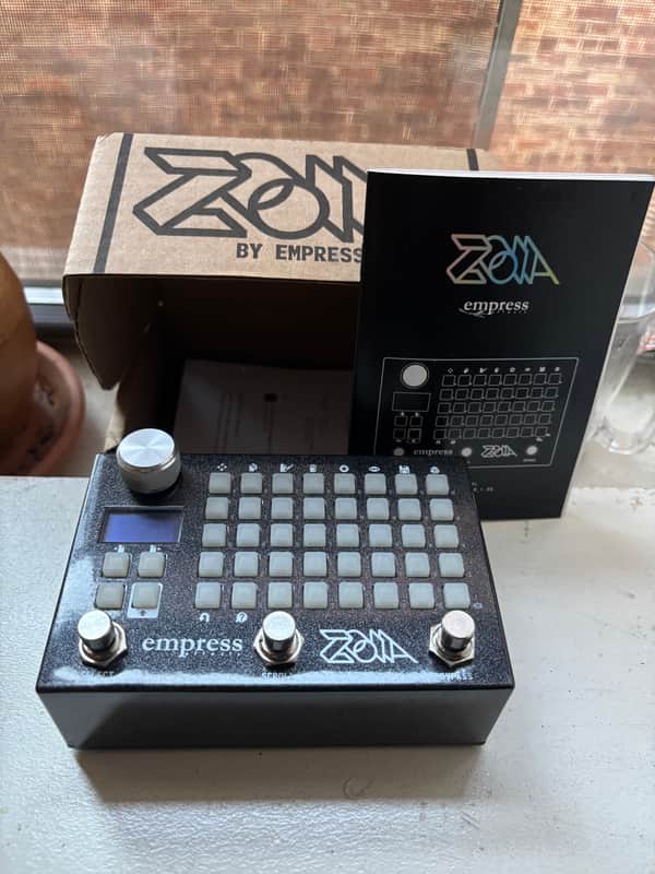 Empress Zoia Compact Grid Controller 2010s - Black image 1