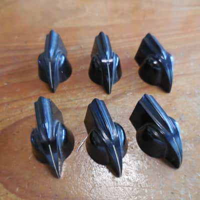 Set of 6 Vintage Pointer Knobs Black Dakaware Chicago New Old Stock image 3