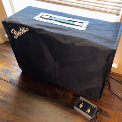 Fender Tone Master Deluxe Reverb 2-Channel 22-Watt 1x12" Guitar Combo image 8