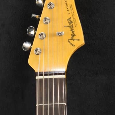 Mint Fender Ltd Edition '63 Strat - Journeyman Relic w/Closet Classic HW Aged Lake Placid Blue image 6