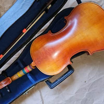 Suzuki No.220 size 1/4 Violin, Japan 1984, Very Good Condition, with case/bow image 4