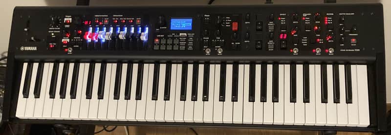 Yamaha YC61 61-Key Stage Keyboard image 1