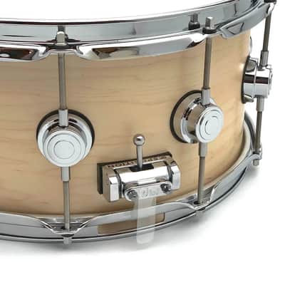 DW Collectors Maple Snare Drum 14x6.5 Satin Natural image 4