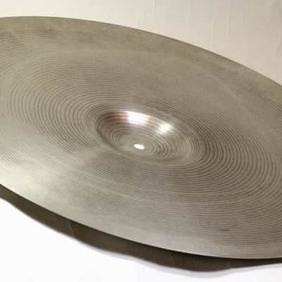 Ludwig/Paiste 20" Ride Cymbal, 3-Star Logo, 1717 Grams, Swiss Made - No Cracks, No Waves, No Edge Nicks / 1950s - 60s image 2
