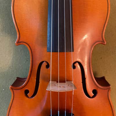 Suzuki 220 1/4 Violin image 4
