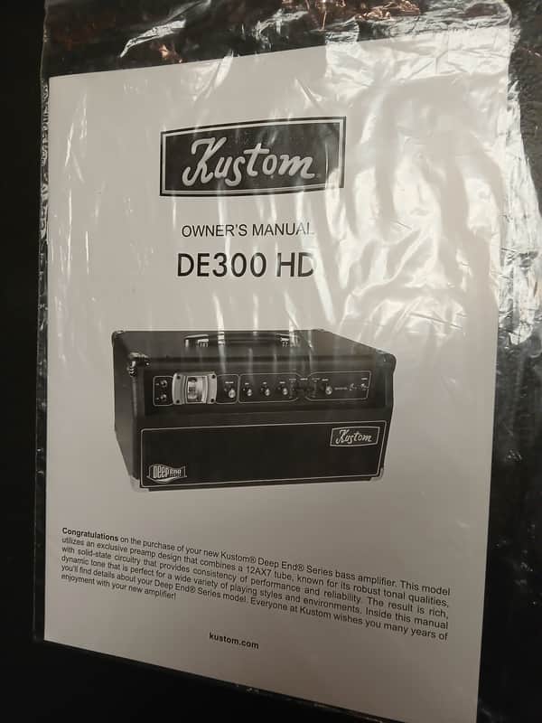 Kustom DE300 HD Ownwrs Manual New! 2012 - Black white image 1