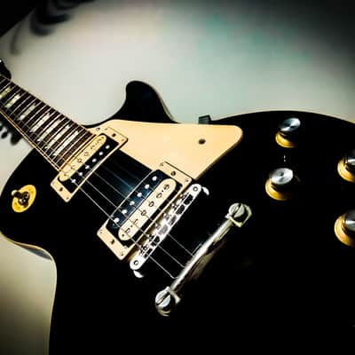 Nythar the Undying - Gibson Les Paul Classic 2019 - Black & Cream Tuxedo image 16