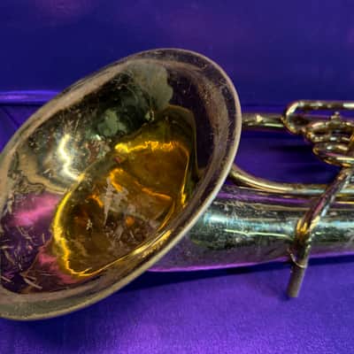 King 625 front bell Baritone - Lacquer image 4