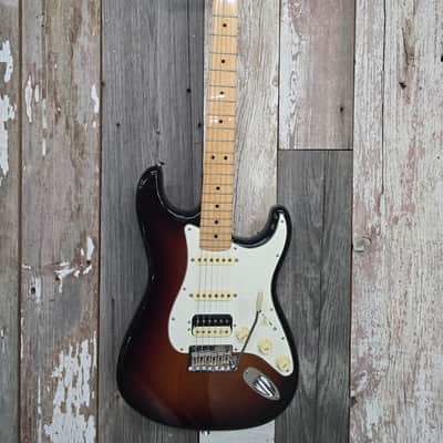 Fender American Standard Stratocaster with Maple Fretboard 2008 - 2016 - 3-Color Sunburst image 1