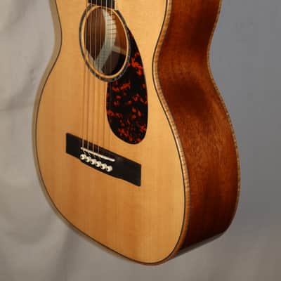 Larrivee Select Series P-05 Mahogany Parlor Acoustic Guitar with case NEW image 6