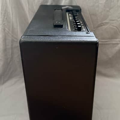 Fender Mustang II V.2 40-Watt 1x12" Modeling Guitar Combo 2013 - 2016 - Black image 5