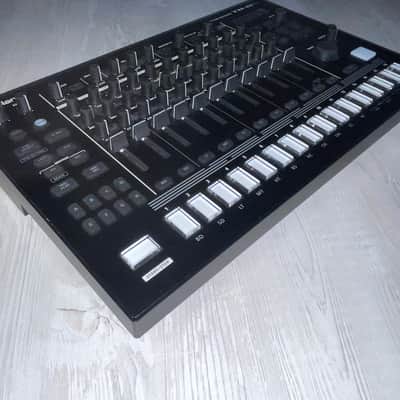 Roland TR-8S AIRA Rhythm Performer with Sample Playback 2018 - Present - Black image 3