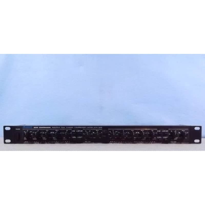Alesis 3630 Dual-Channel Compressor / Limiter with Gate | Reverb