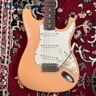 Fender Japan ST62M ’62 Reissue Stratocaster Shell Pink 1993–1994 Made in Japan Used image 2
