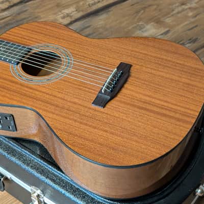 Zager Parlor E/N Easy Play Acoustic Electric Guitar 2019 W/OHSC Signed Excellent! image 4