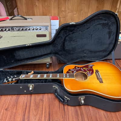Gibson Hummingbird Standard Acoustic Electric Guitar - 2017 - Heritage Cherry Sunburst w/OHSC - image 2