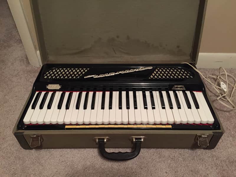 Vintage 1960s Koestler Harmophone Suitcase Organ Keyboard w
