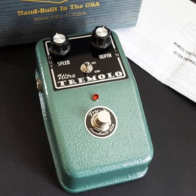 Tru-fi Ultra Tremolo w/Wooden Box image 2