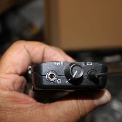 Shure P3TR112GR-G20 PSM-300 Wireless In-Ear Monitoring Set With Earphones image 9