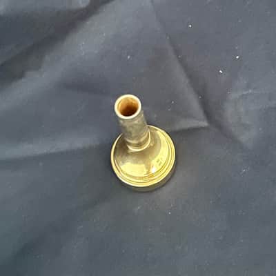 Denis Wick Denis Wick Cornet Mouthpiece, 4 2025 - Gold Plate (24k), Satin Finish image 3