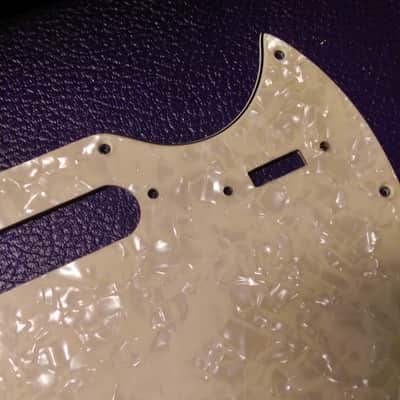 Pickguard for late 60s Gibson SG body Melody Maker image 3