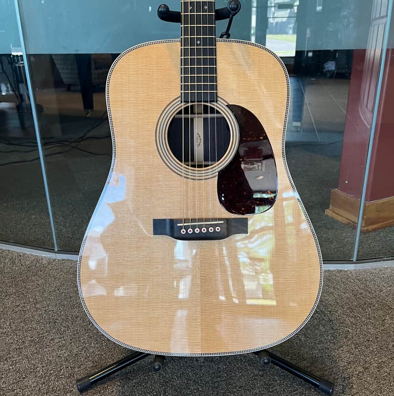 Martin D-28 Modern Deluxe - 2019 - Natural image 1