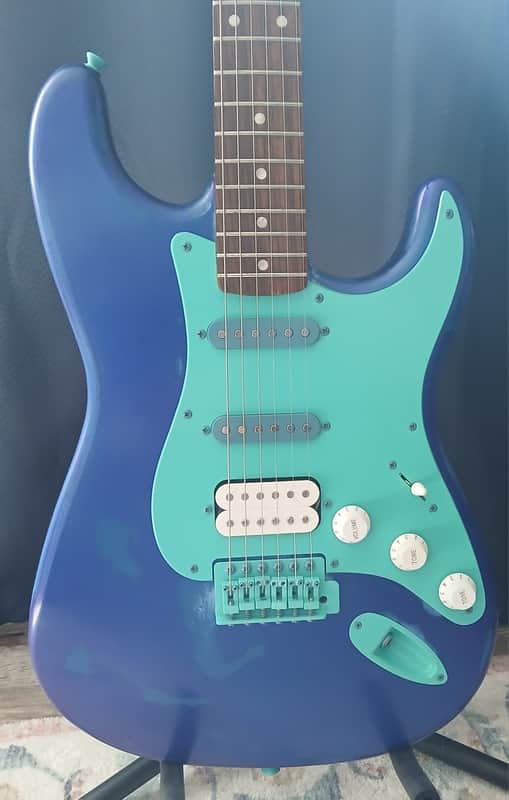 Fender Stratocaster by Squier Stratocaster 2008 - Custom image 1