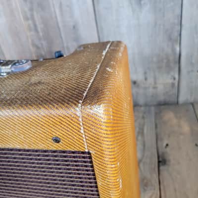 Fender Princeton 5F2-A Tweed 1960 All Original Except the Handle - Tweed image 7
