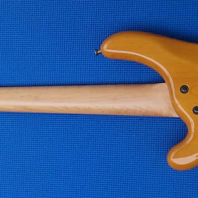 Fernandes  APB 100 unlined fretless 5 string bass 1990s EMG electronics/PUs + hard poly plastic case image 9
