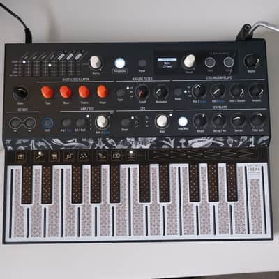 Arturia MicroFreak 25-Key Algorithmic Synthesizer w/ Vocoder Microphone - Black