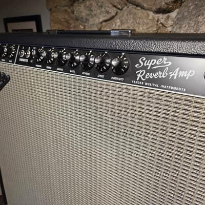 Fender '65 Super Reverb Reissue 45-Watt 4x10" Guitar Combo 2023 Mint image 2