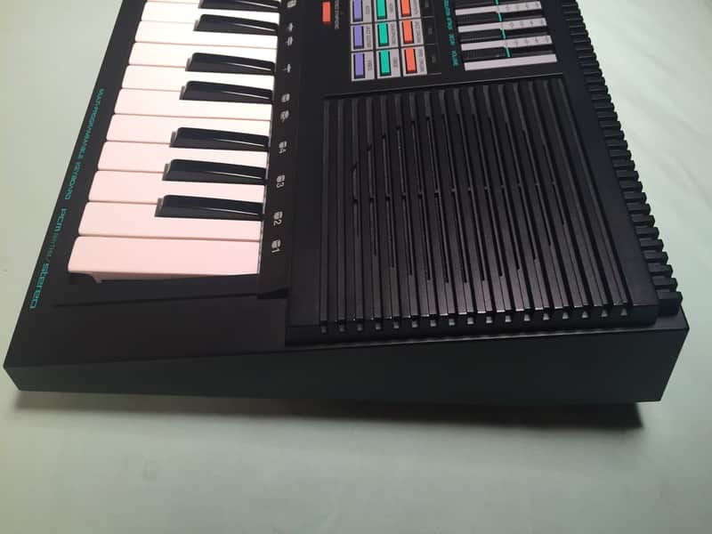 Yamaha PSS-570 Classic FM Synthesizer | + Original Carry Case | Reverb