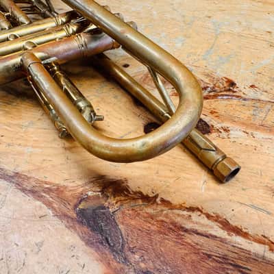 King Liberty Bb Trumpet w/Case image 10