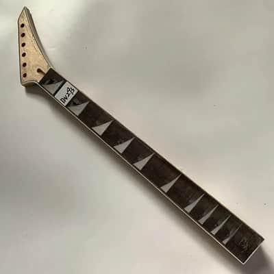Maple Wood Electric Guitar Neck and 24 Frets Rosewood Fingerboard Fretboard image 6