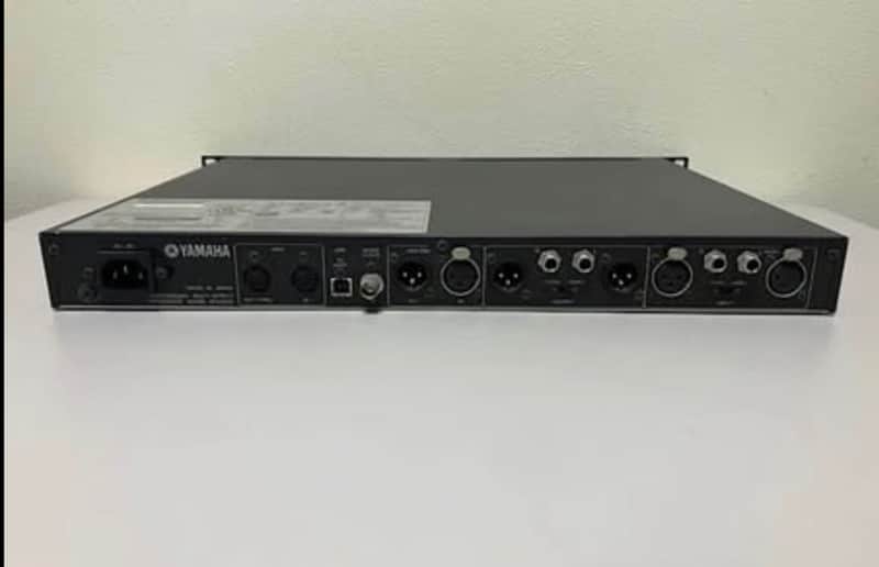 Yamaha SPX2000 Professional Multi-Effect Processor