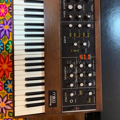 Synthesizer Moog Model D 1973 Walnut Mint image 3