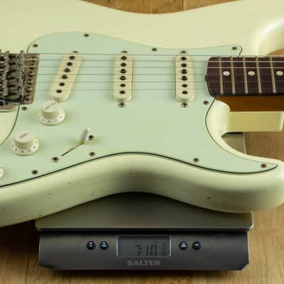 Fender Custom Shop Roasted 62 Strat Journeyman Relic Vintage White CZ552258 image 6