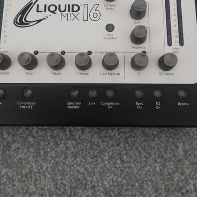 Focusrite Liquid Mix 16 2010 -firewire image 4