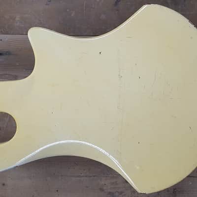 Guild B-302 1979 Left Handed 1979 - Cream image 6