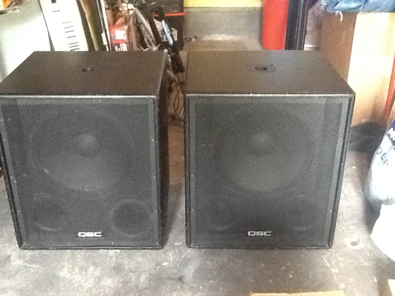 QSC HPR 151i Powered Subs (pair). (Reduced) image 1