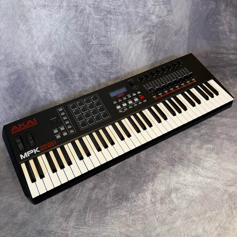 Akai Professional MPK261 61-Key USB MIDI Keyboard Controller - Excellent Condition image 1