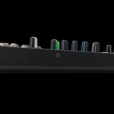 Mackie 12-channel Compact Mixer image 3