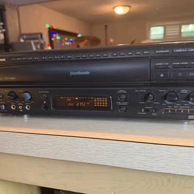 Pioneer CLD-V840 LD/CD Multi Laser Disc Player Tray Doesn't Open Needs Belts image 4
