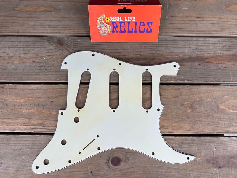 Real Life Relics Genuine Fender®  Parchment Stratocaster® Pickguard 11 Hole 3 Ply 0991374000   [PGQ5] image 1
