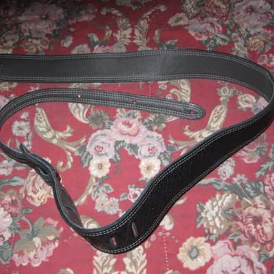 new old stock (no tags) near A+ Perri’s Leathers Ltd BM2DS Guitar Strap, 2" Reversible Black / Gray Italian Premium Leather Guitar Strap, with white double stitching, entire strap is leather padded, Adjustable Length from 42" to 56" image 7